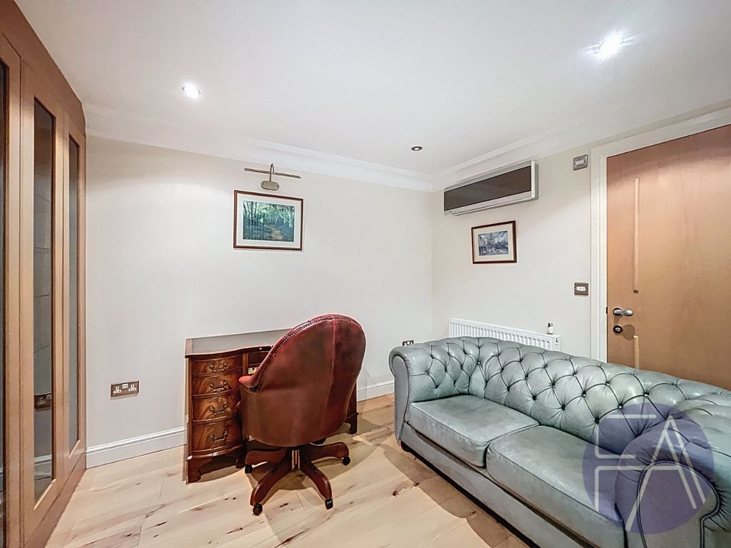 Additional image 11 of 3 bed flat for saleMarine Gate Mansions, Promenade, Southport PR9