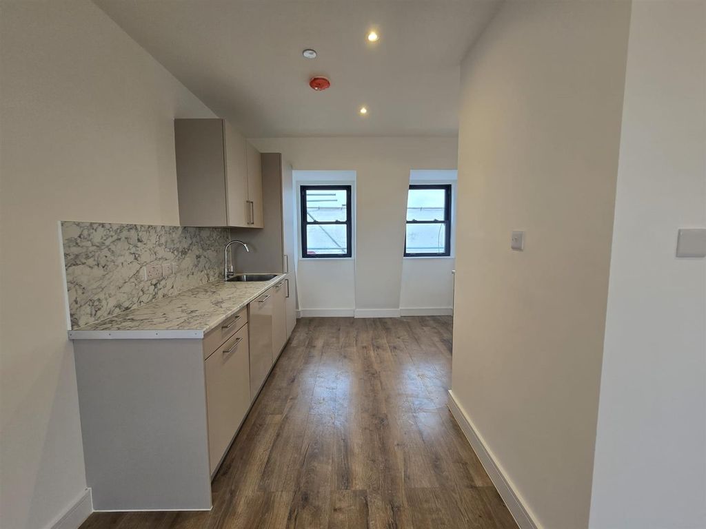 Property photo 3 of 7 Whatsapp Image 2026-02-09 At 16.14.23 (2).Jpeg