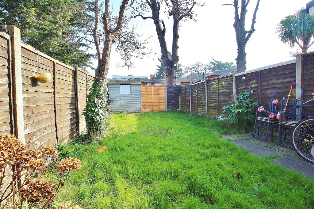 Property photo 3 of 10