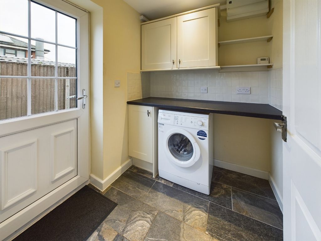 Property photo 3 of 14 1230736