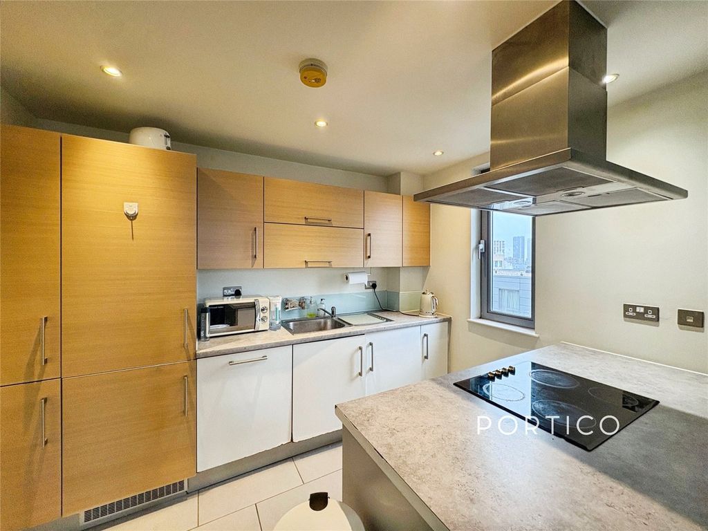 Property photo 2 of 7 Picture No. 04