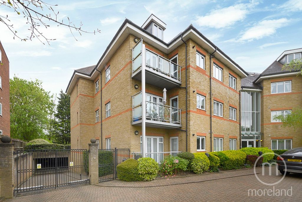 Property photo 1 of 13 4094741