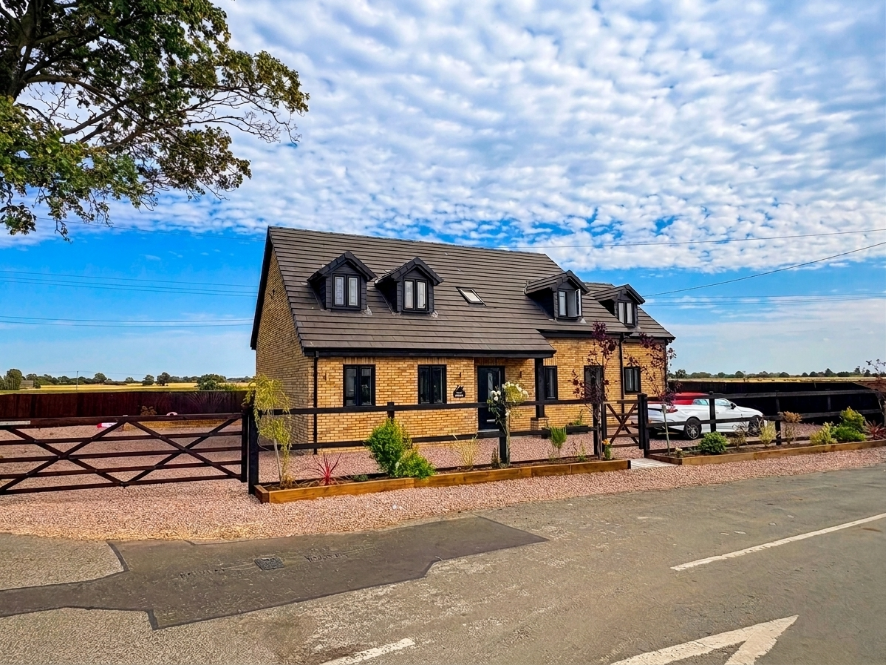Property photo 1 of 20