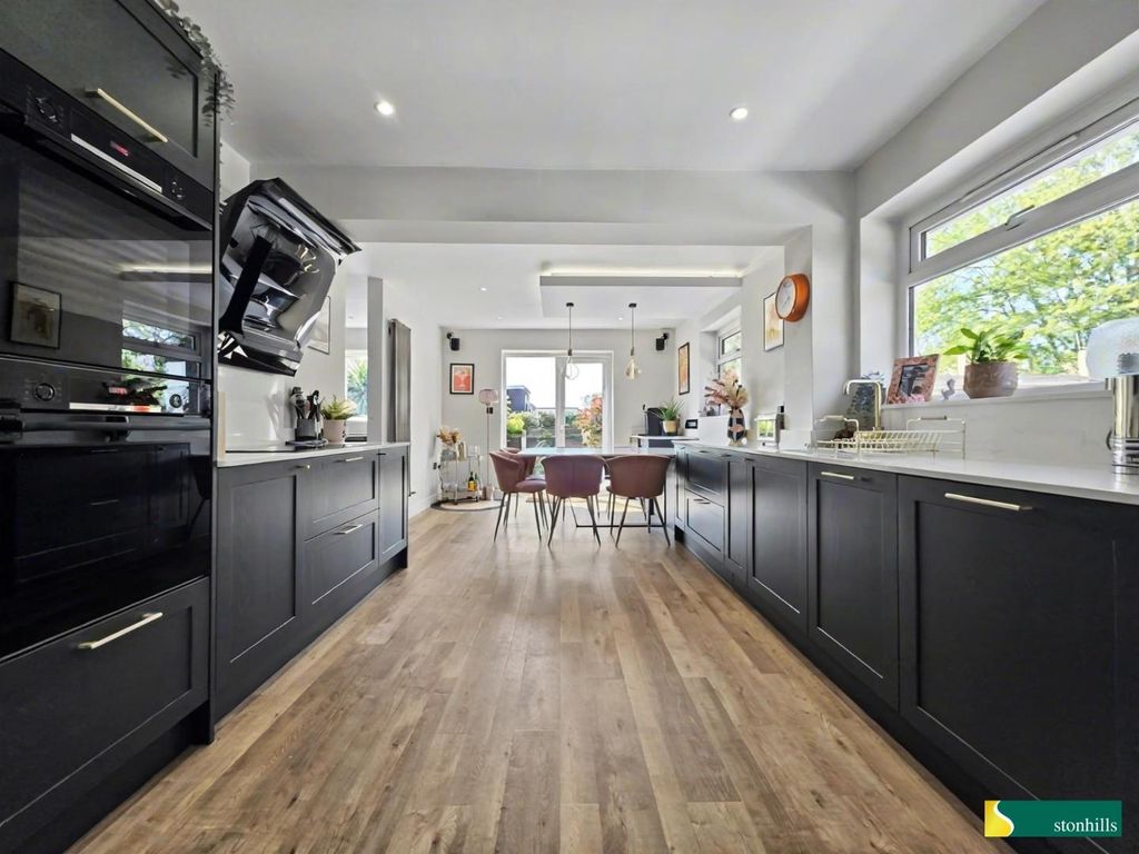 Property photo 2 of 18 17.Jpg