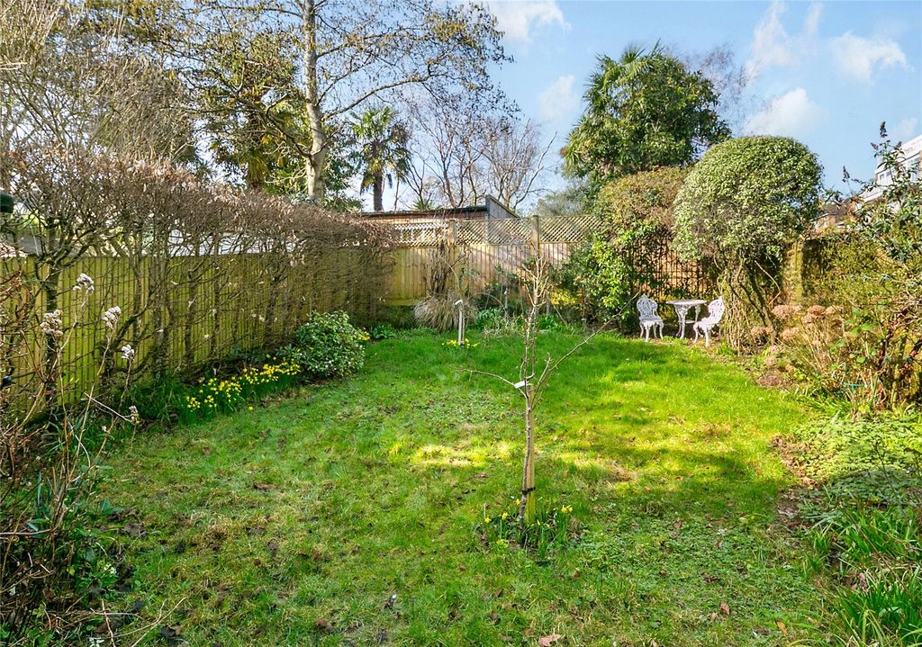 Property photo 3 of 38 Picture No. 44
