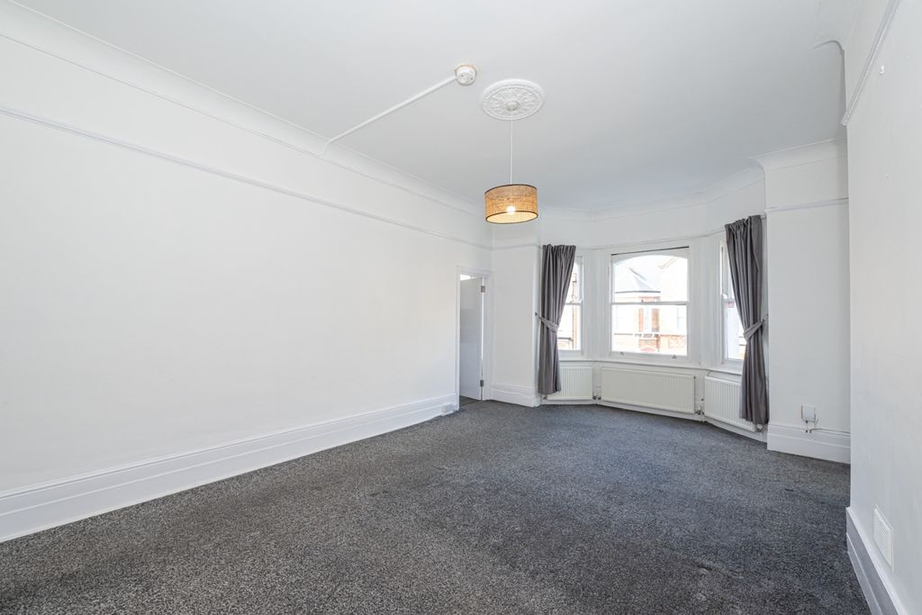 Property photo 3 of 18 3014154
