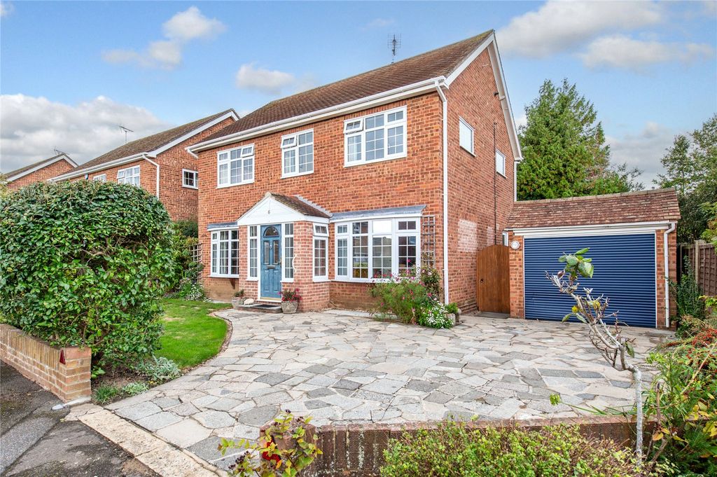 Property photo 1 of 32 Picture No. 05