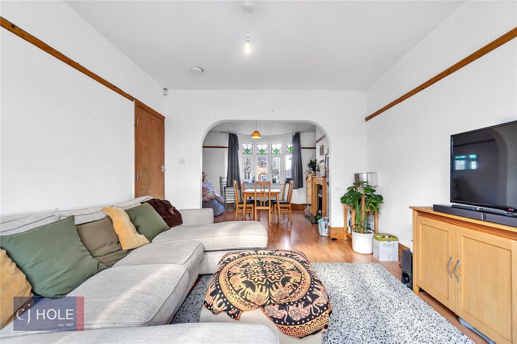 Property photo 1 of 25 Picture No. 51