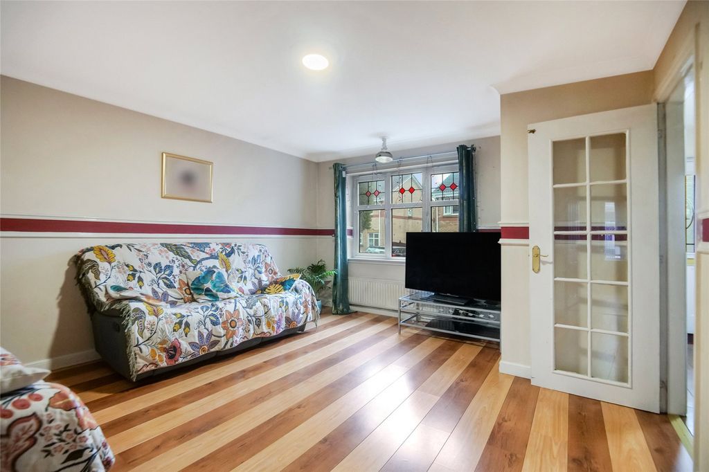 Property photo 3 of 17 Picture No. 03