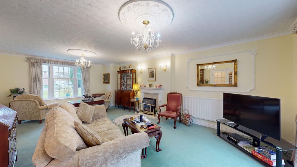 Property photo 2 of 28 3230296