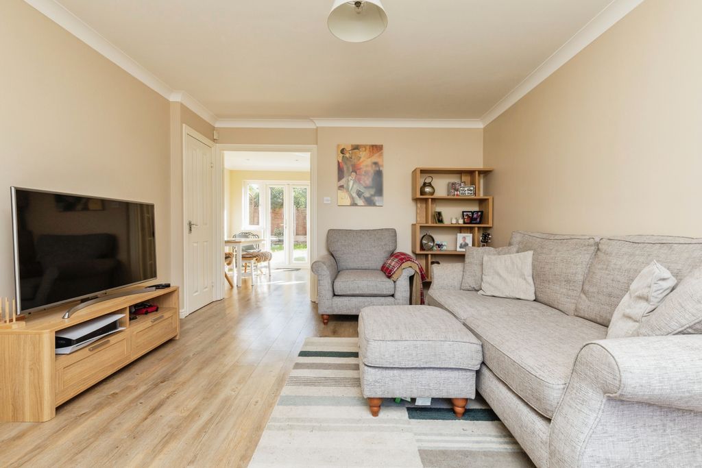 Property photo 2 of 15