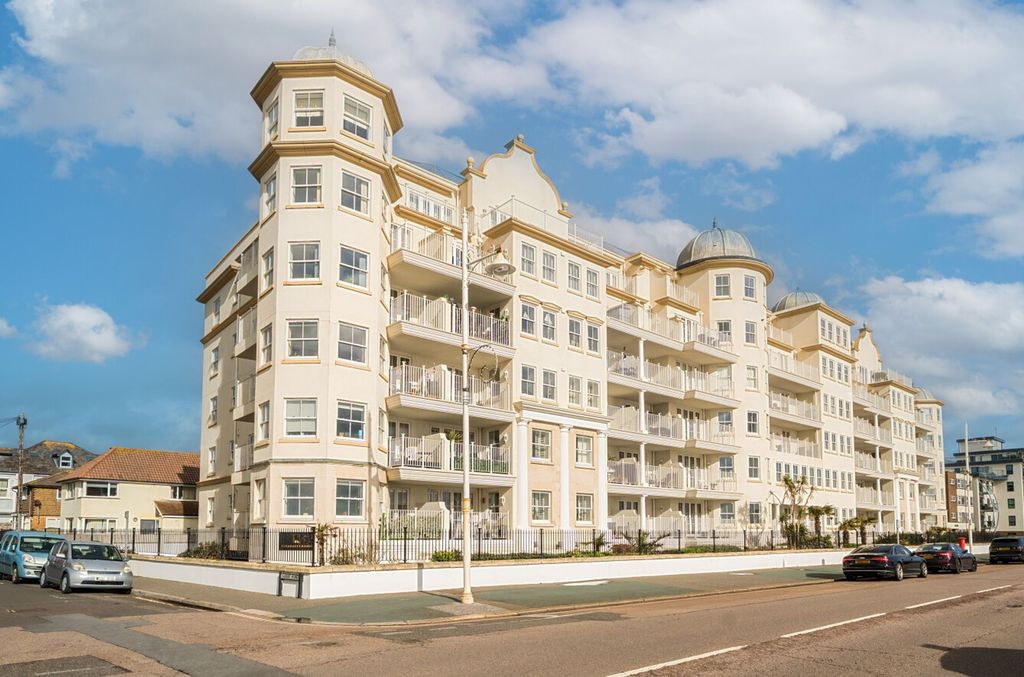 Property photo 1 of 27