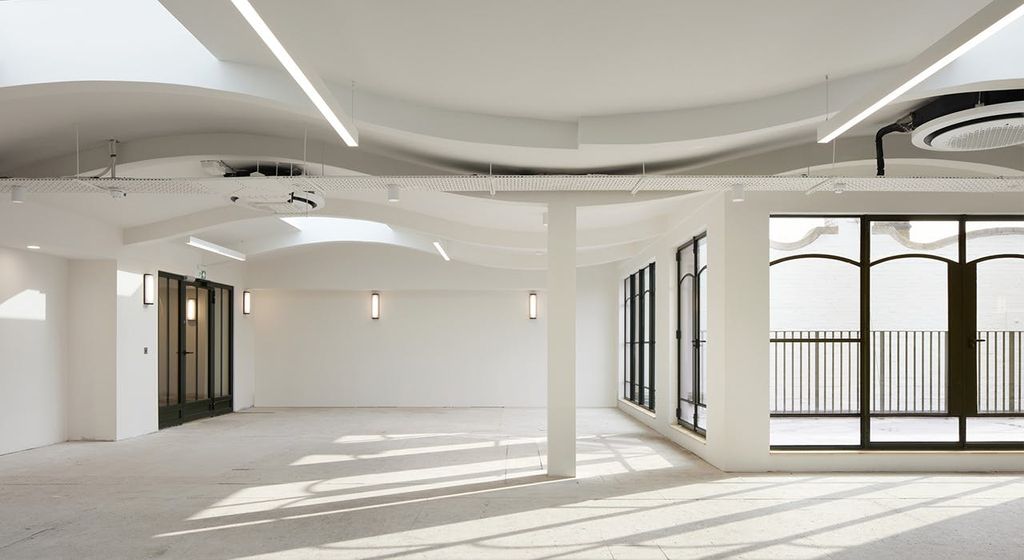 Property photo 2 of 13 Voyseyhouse Barleymowpassage Chiswick W4 Office To Let Office Ddd_Jackhobhouse.Jpg