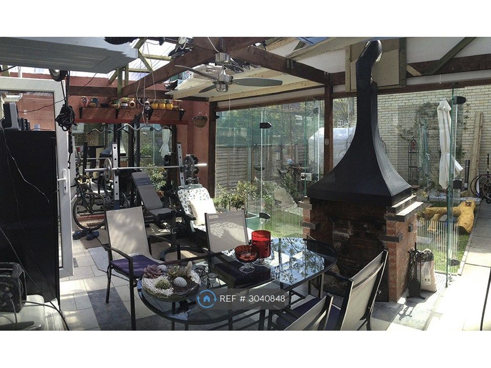 Property photo 3 of 5