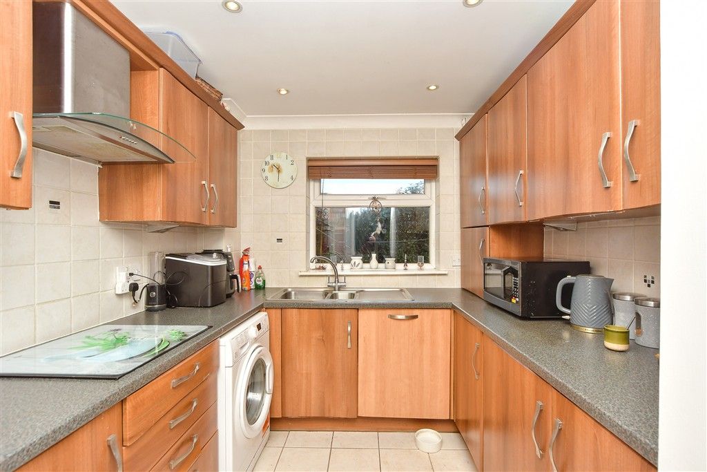 Property photo 1 of 12 Kitchen