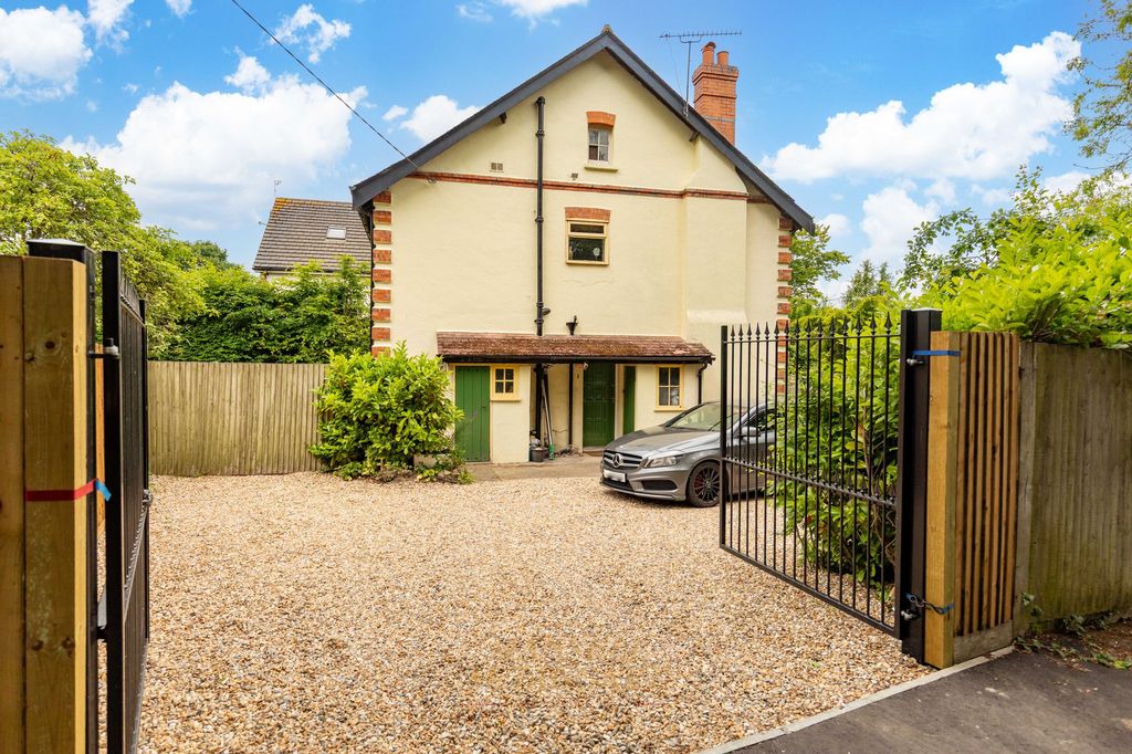 Property photo 1 of 22
