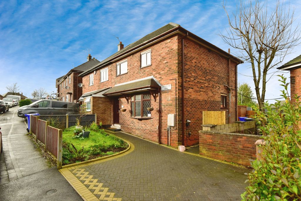 Property photo 2 of 15