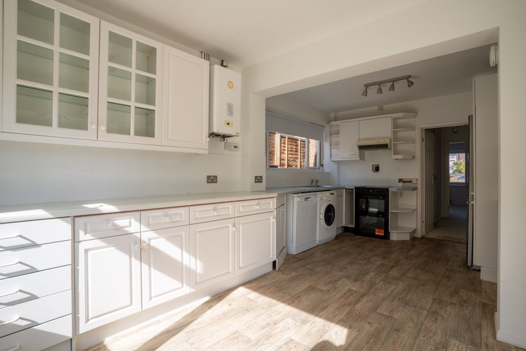 Property photo 3 of 21 5369613