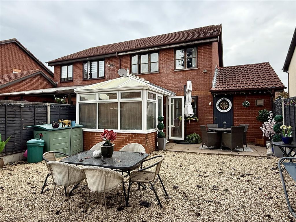 Property photo 2 of 17