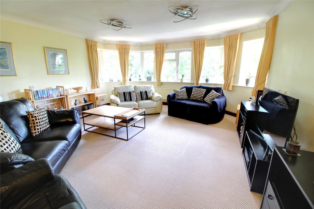 Property photo 2 of 12 Picture No. 04