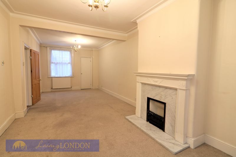 Property photo 2 of 19 Photo 18