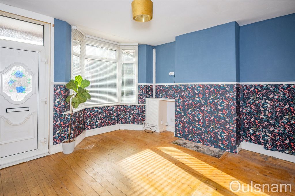 Property photo 2 of 12 Picture No. 21