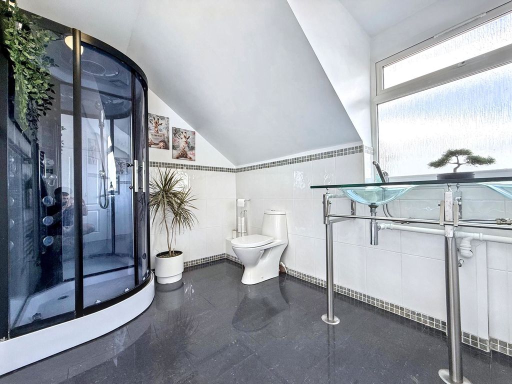 Additional image 29 of 7 bed detached house for saleSiskin Close, Hartlepool TS26