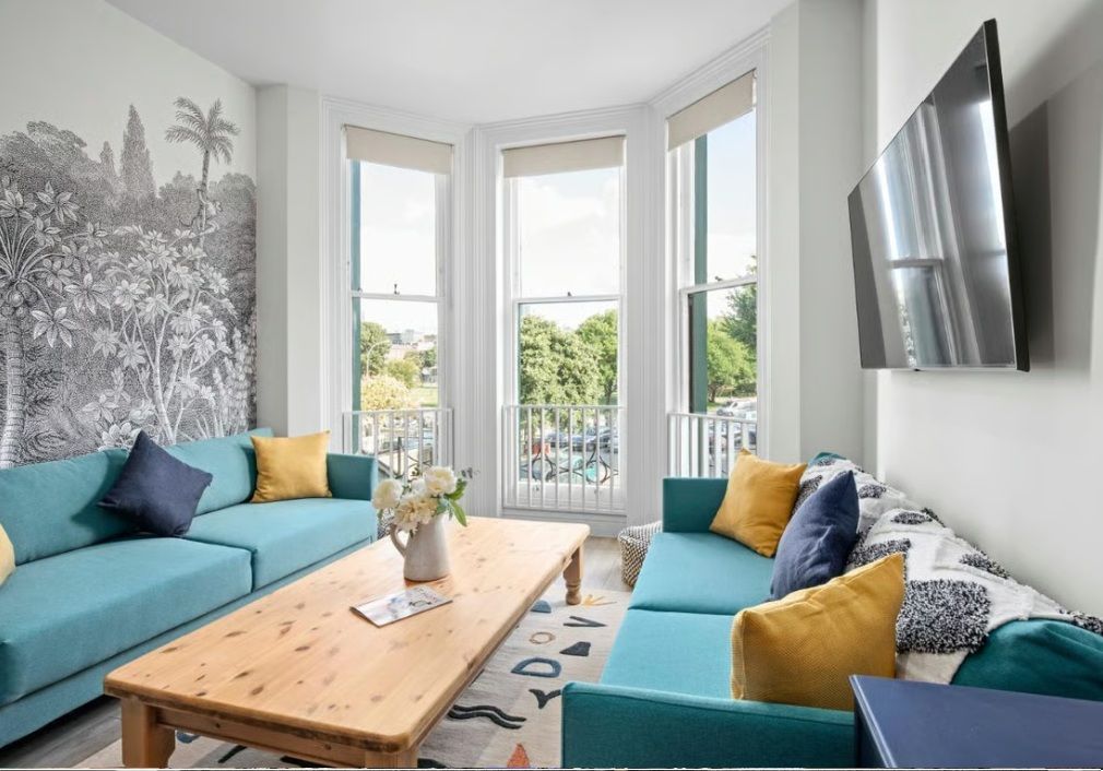 Property photo 2 of 24