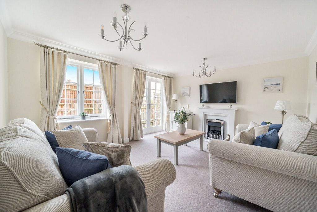 Property photo 2 of 15 Picture No. 13