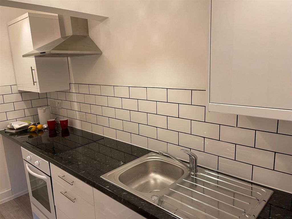 Property photo 2 of 8 F1 110 ...Jpg