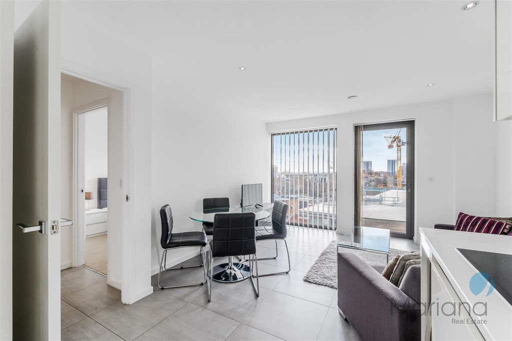 Property photo 1 of 13 Reception Room