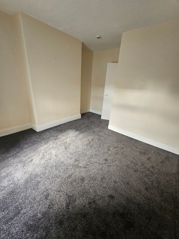 Additional image 21 of 1 bed flat to rentClifton Rd, Llandudno LL30
