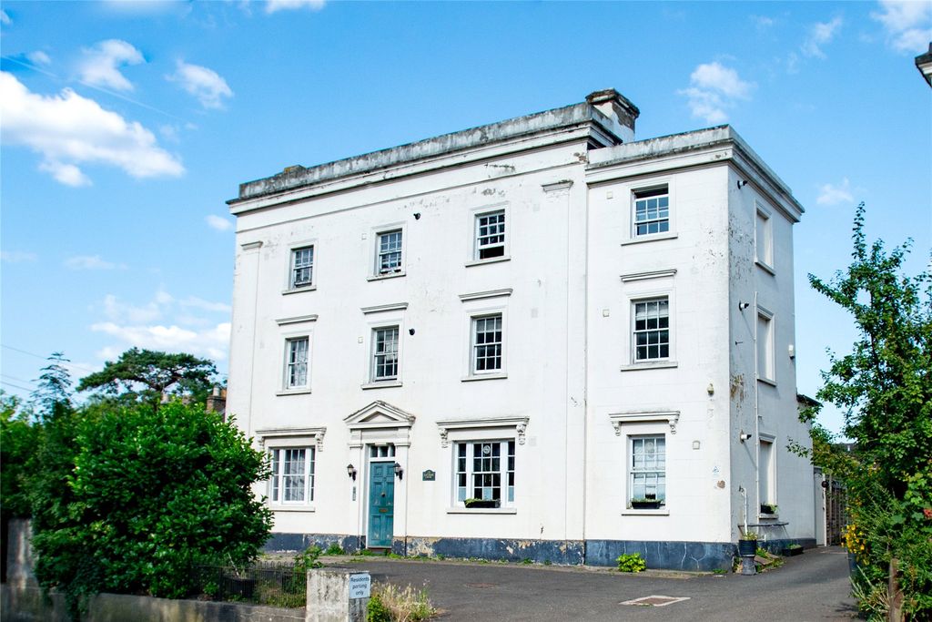 Property photo 1 of 10 Picture No. 13