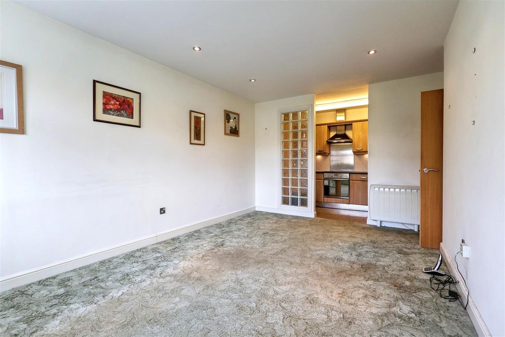 Property photo 2 of 14 Img_4740.Jpg