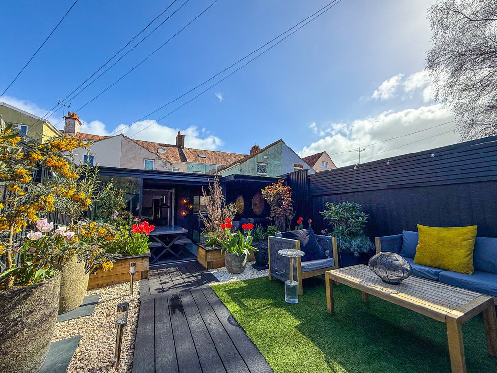 Property photo 1 of 18 5022993