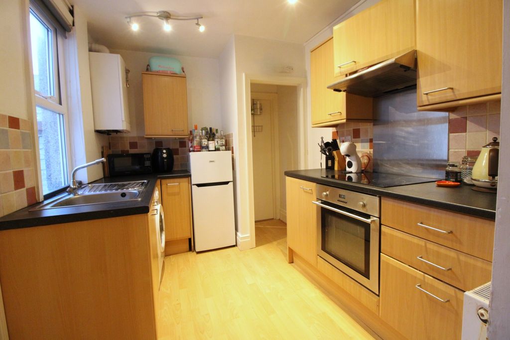 Property photo 2 of 11 B.Ki