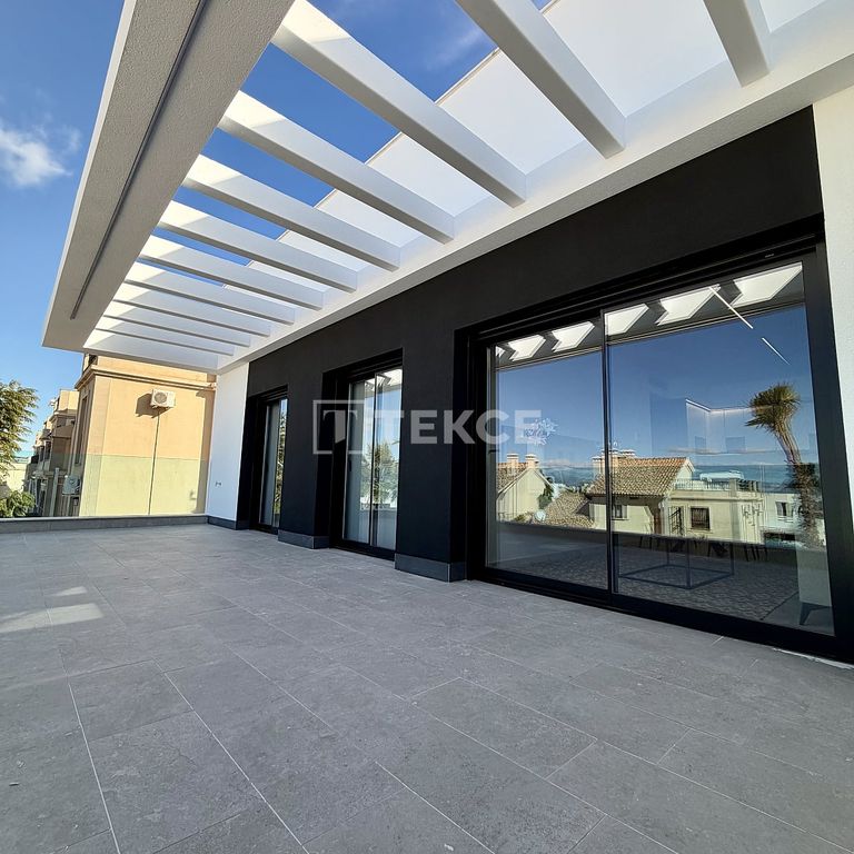 Property photo 1 of 33