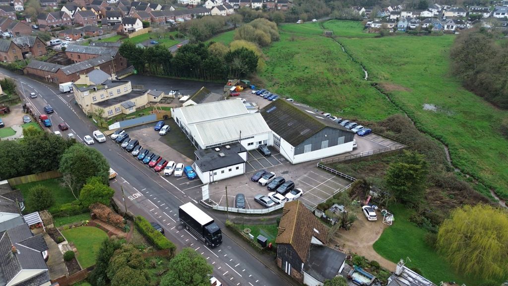 Property photo 2 of 7 Photo 3