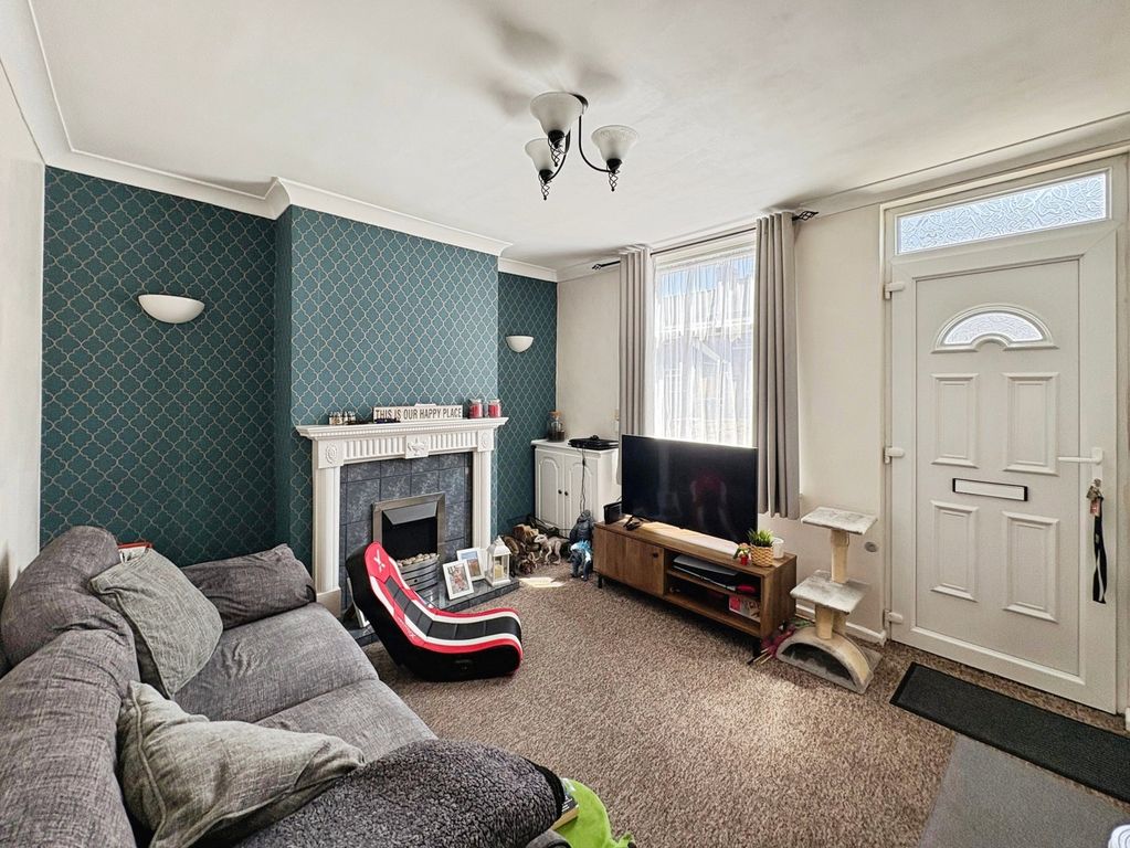 Property photo 2 of 15
