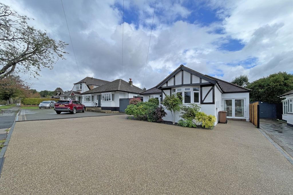 Property photo 1 of 30
