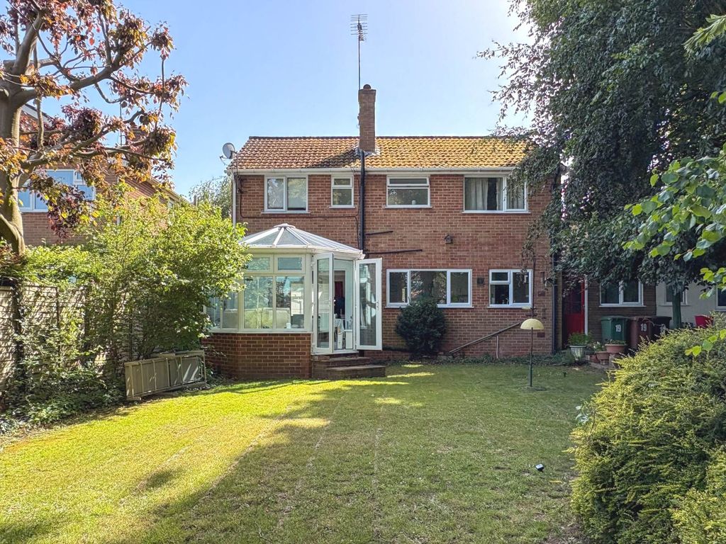 Property photo 3 of 13
