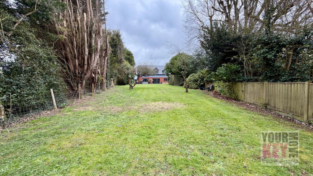 Property photo 3 of 43