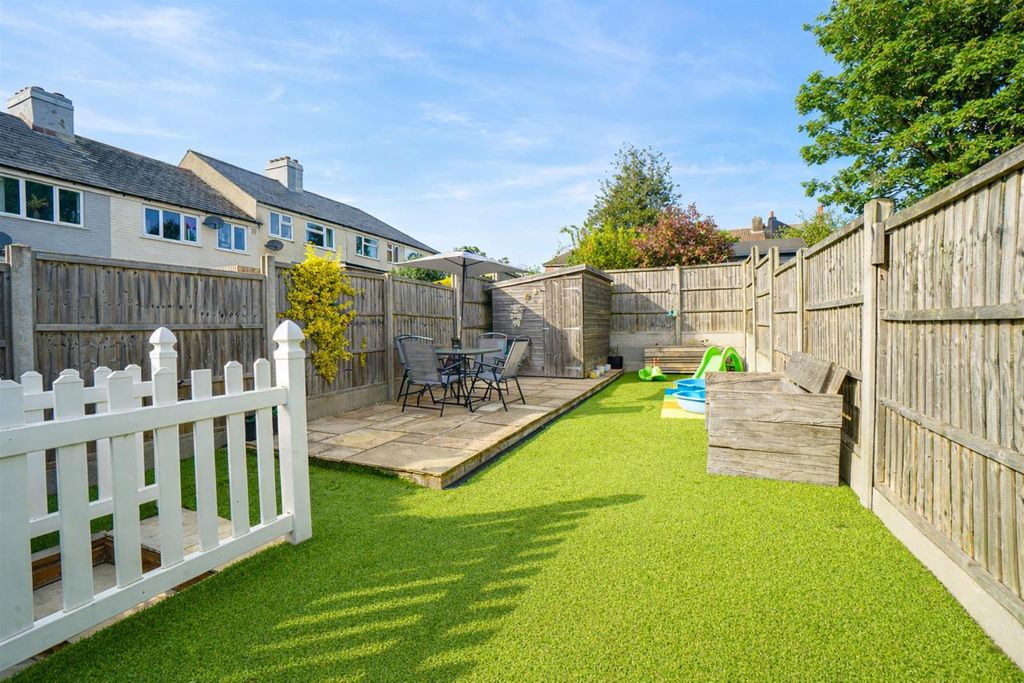 Property photo 2 of 22 8160B6c6-89F4-46Ea-80d5-95176A830382.Png