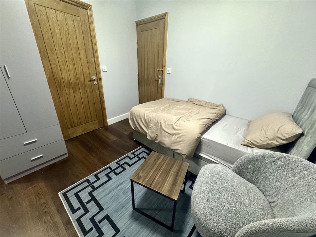 Property photo 1 of 5 Tempimagexvjju2.Jpg