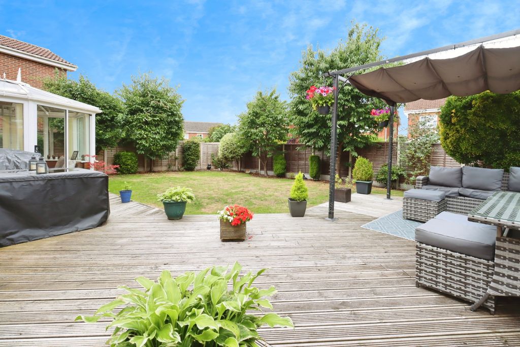 Property photo 2 of 15