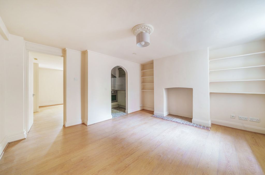 Property photo 3 of 12 979381 (2).Jpg