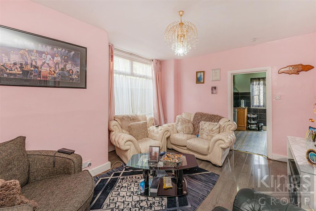 Property photo 2 of 16 Living Room