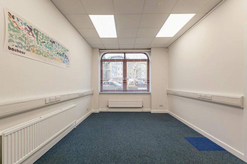 Property photo 3 of 7 3.Jpg