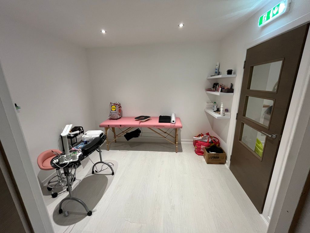 Property photo 2 of 26