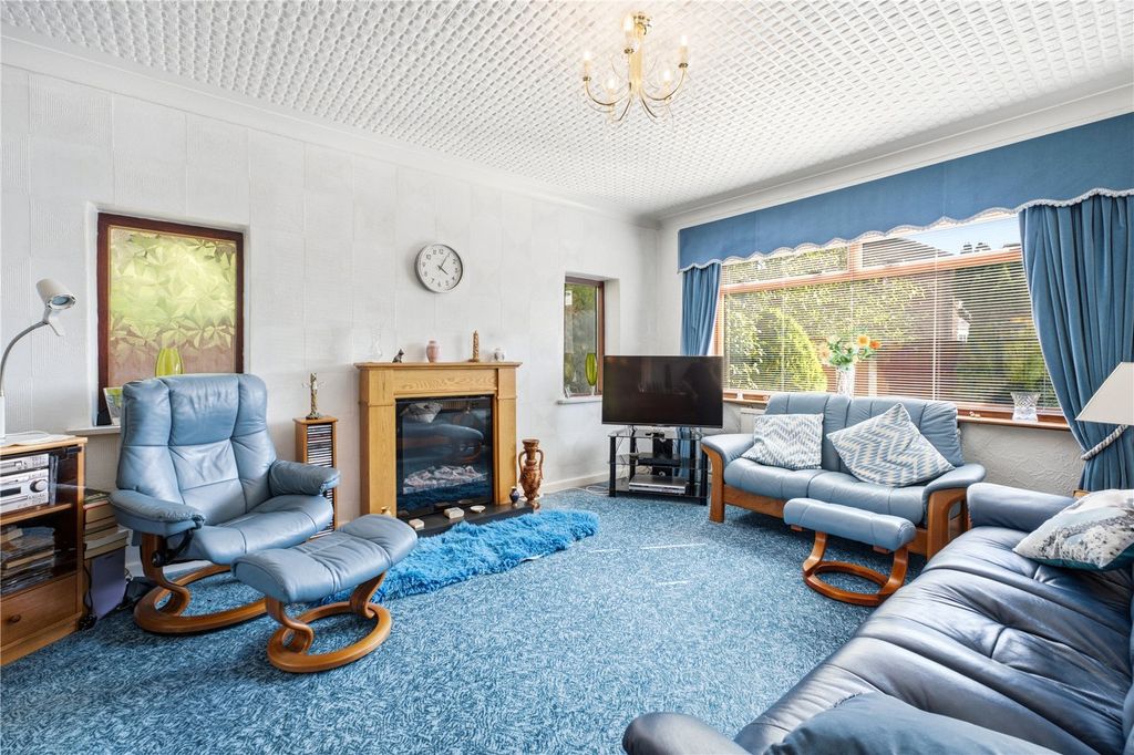 Property photo 3 of 41 Picture No. 13
